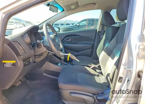 2016 Kia Rio Lx z USA, uszkodzony, nr VIN KNADM4A35G6676390